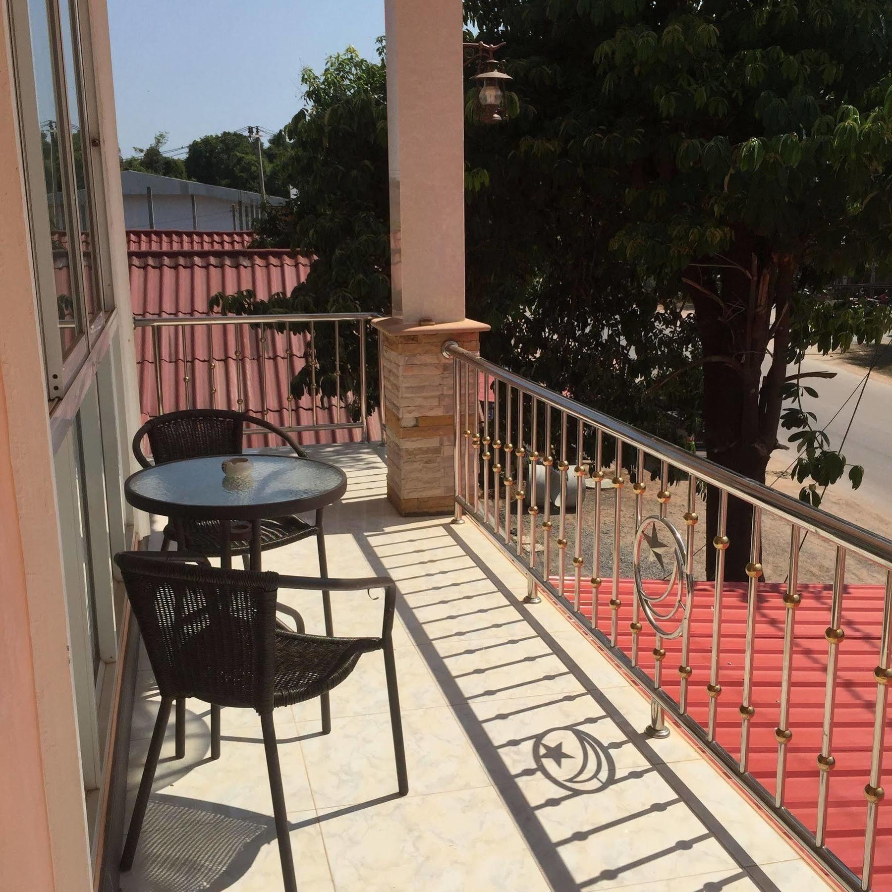 Lanta Grand House Hotel Koh Lanta Ngoại thất bức ảnh